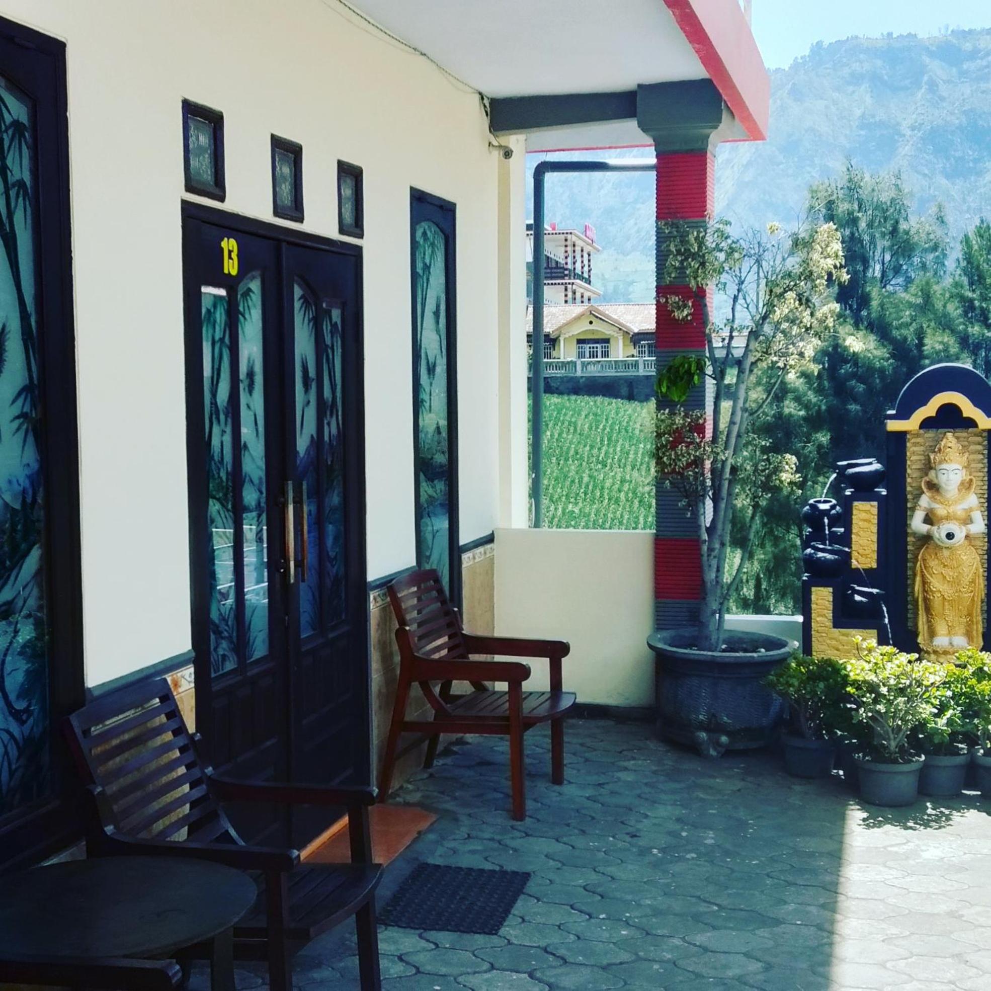 Bromo Otix Guest House Værelse billede