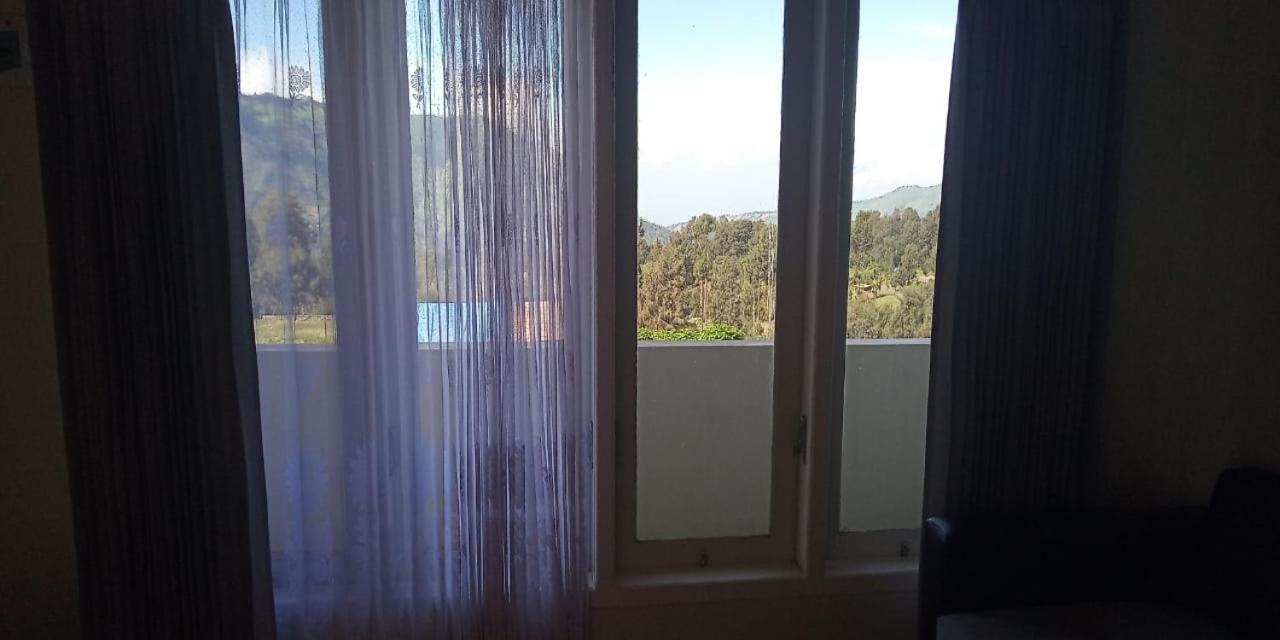 Bromo Otix Guest House Værelse billede