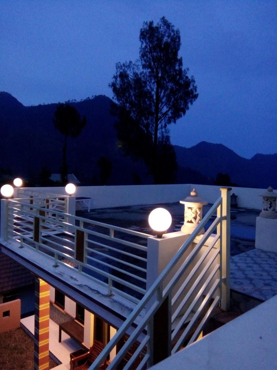 Bromo Otix Guest House Eksteriør billede